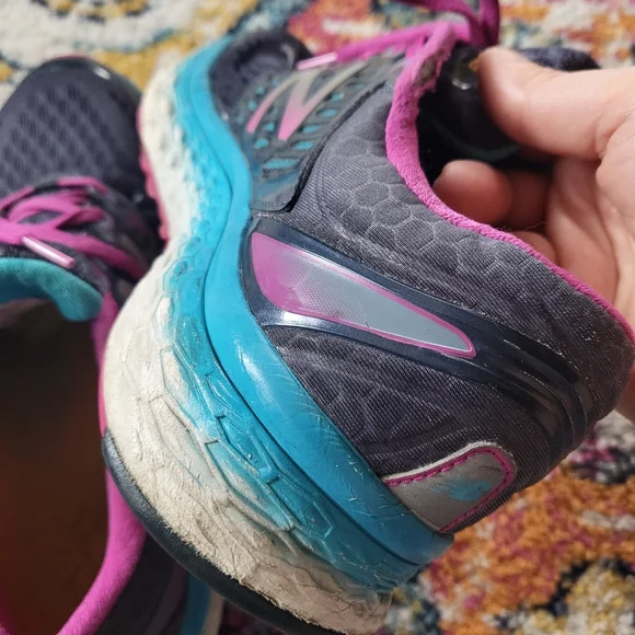 New Balance 1080 fresh foam sz 10.5 women's pink blue - Picture 11 of 13